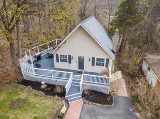 17 Winding Hill Rd, Vernon, NJ 07462