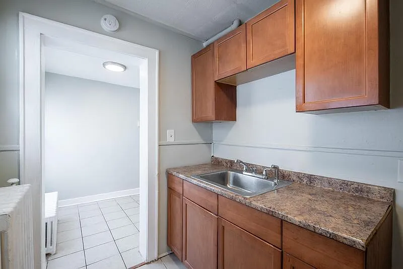 1 bed, 1.0 bath, 850 sqft, $1,150 — Photo 4
