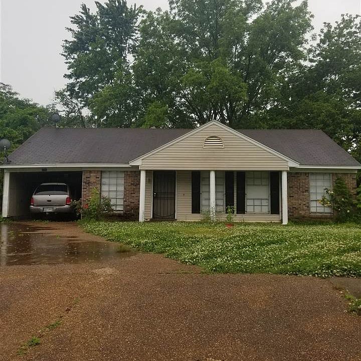 2nd image of 2793 Brookview Cv