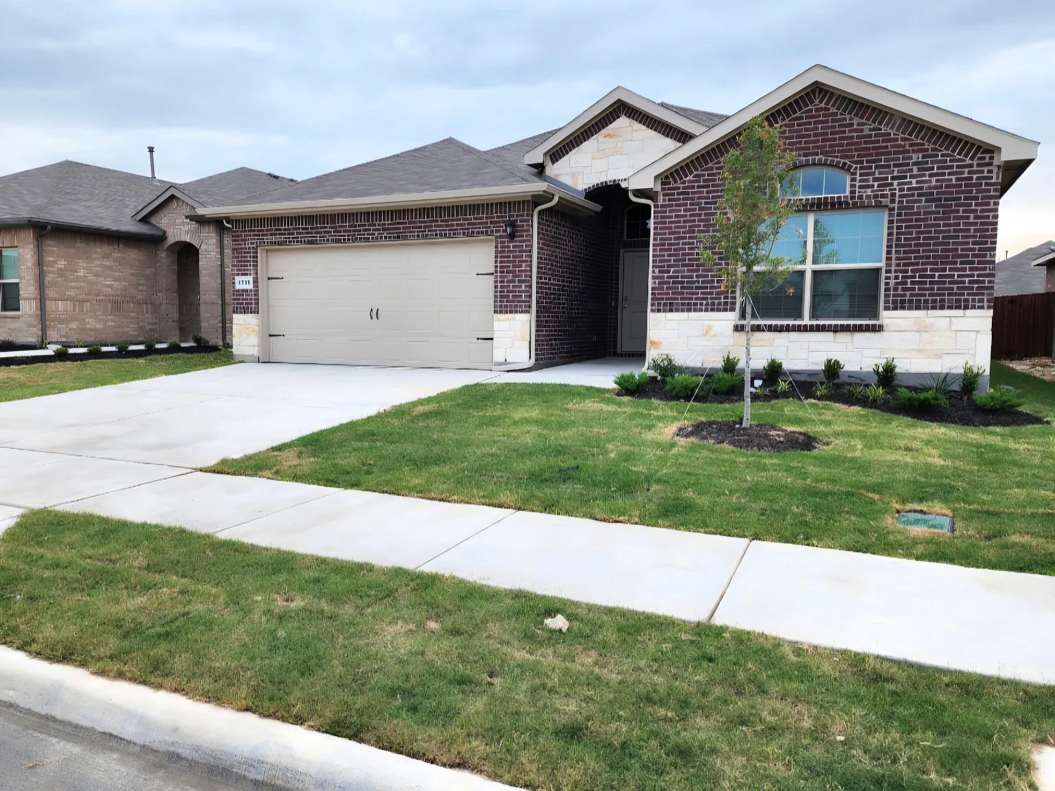 4 bed, 1712 sqft, $2,425 — Photo 1