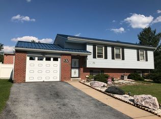 628 Frances Dr, Harrisburg, PA 17109