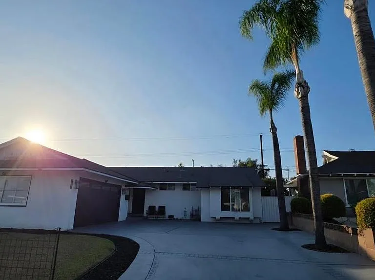15947 Amber Valley Dr #SINGLE FAMILY HOME — Photo 3