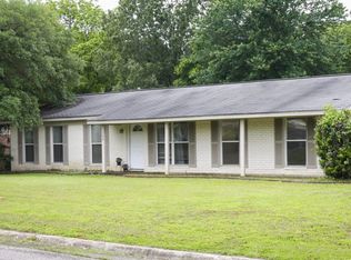 100 Elizabeth St, Prescott, AR 71857