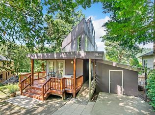 2696 Moon Mountain Dr, Eugene, OR 97403