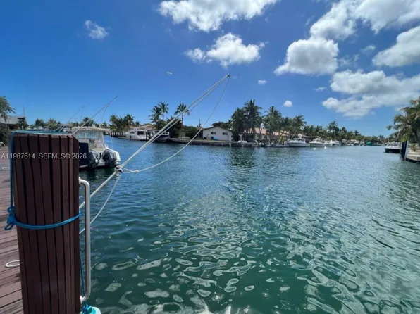 2430 NE 135th St APT 105, North Miami, FL 33181