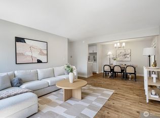 9902 NE 124th St APT 1202, Kirkland, WA