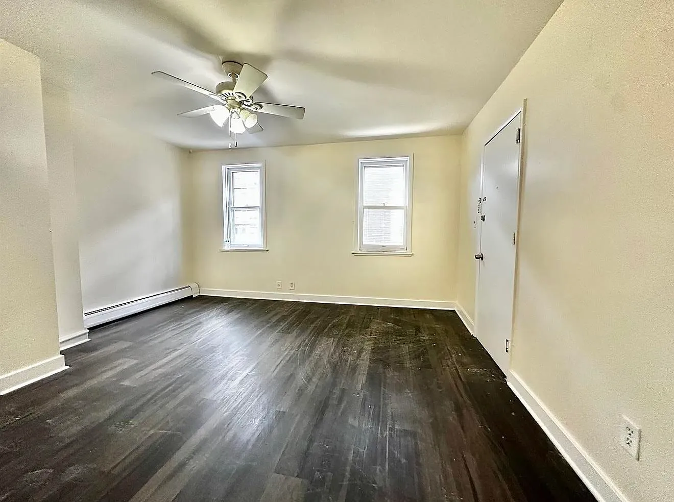 Apartment, JC Heights, NJ, 07306 — Photo 1