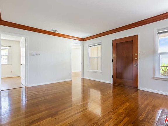 4th image of 411 San Pascual Ave