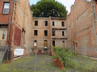 4 McPherson Ter, Albany, NY 12206