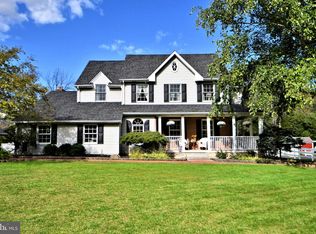 2617 Hill Rd, Green Lane, PA 18054