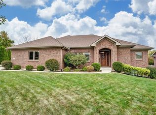 1670 Mulberry Woods Ct, Vandalia, OH 45377