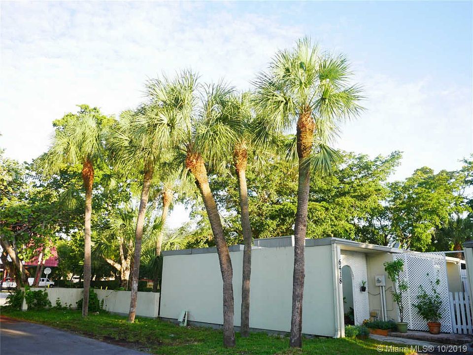 2nd image of 6418 Miami Lakes Dr E #6418