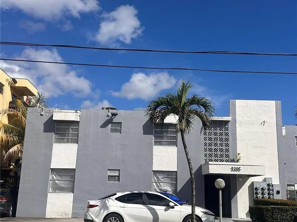 1285 W 26th Pl APT 202, Hialeah, FL 33010