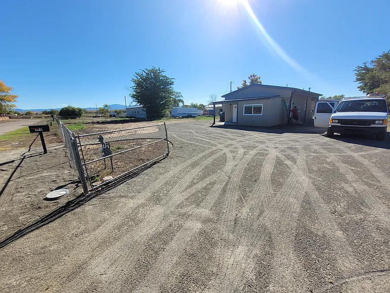 515 Mistletoe Ave — Photo 5