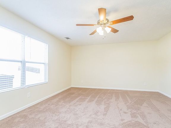 3rd image of 3652 Blaze Dr