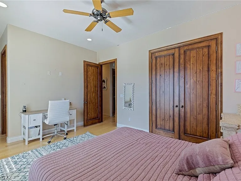 9720 Verlaine Ct — Photo 29
