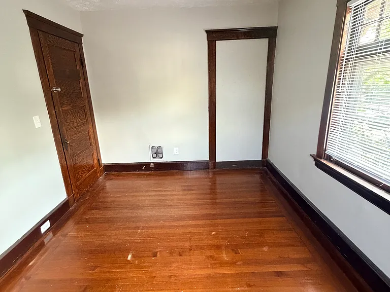 705 George St #1 — Photo 14
