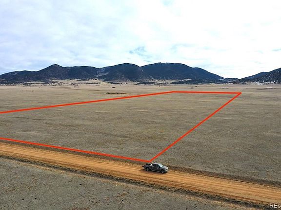 2nd image of Montoya Lane