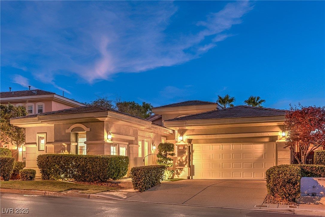 9733 Plateau Heights Pl