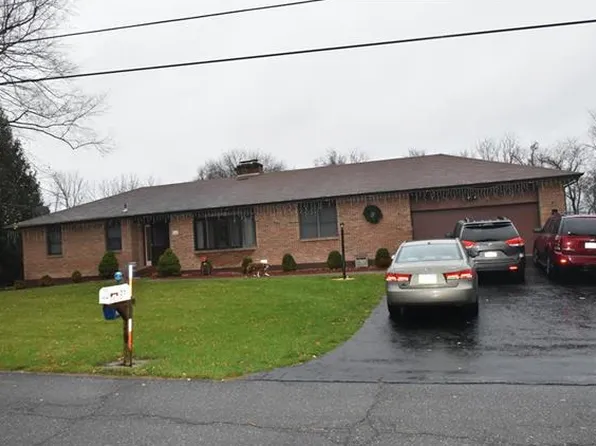 3853 Chipman Rd, Easton, PA 18045