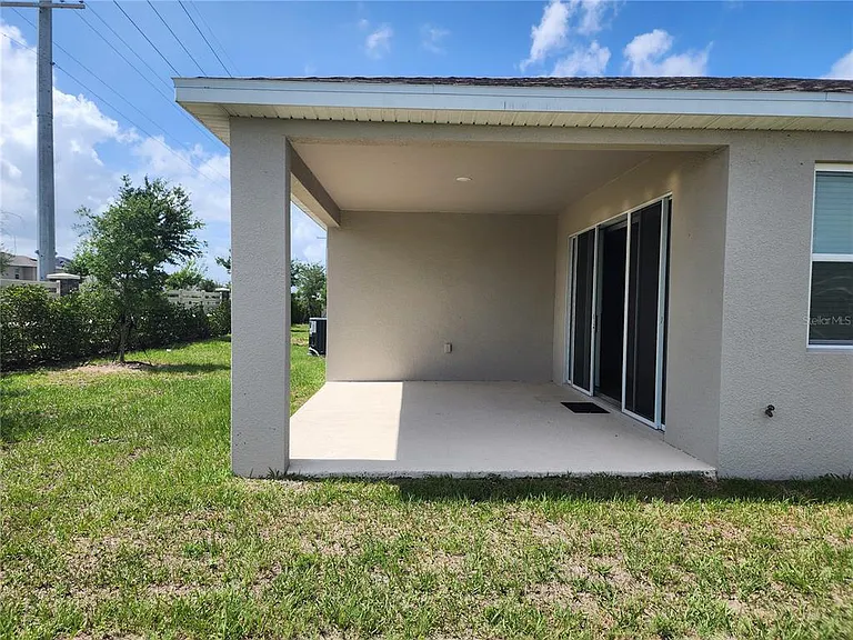 708 Griffon Ave — Photo 21