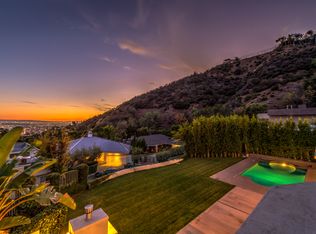 8815 Pinto Pl, Los Angeles, CA 90069