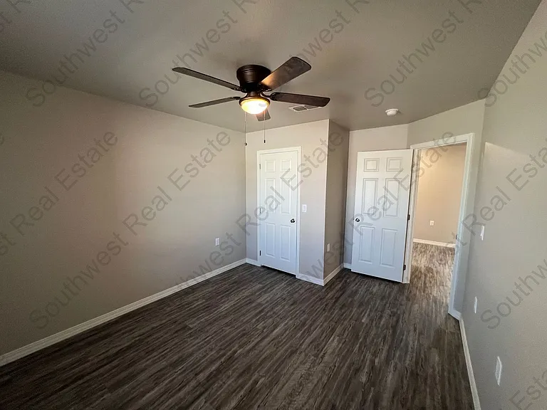 2109 Bobwhite Ct. — Photo 11