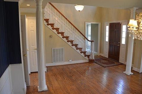 2nd image of 205 Woodlake Dr