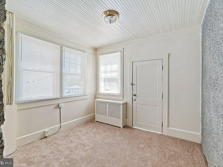 502 S Main St #1A — Photo 12