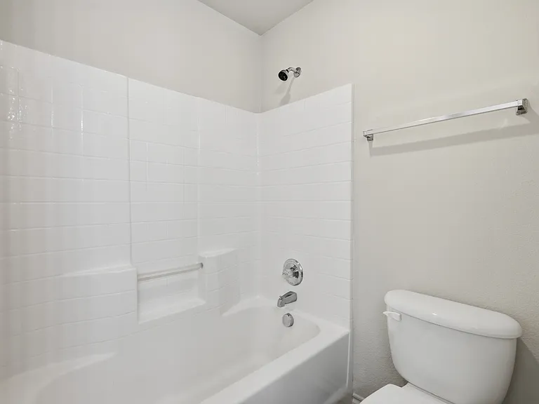 4504 Leeds Dr — Photo 22