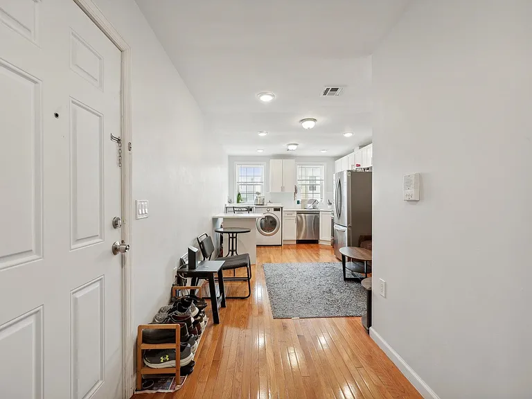 240.5 South St #3 — Photo 11