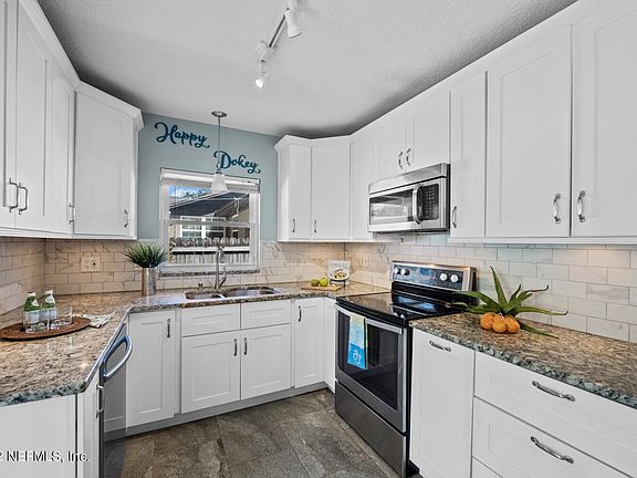 5th image of 7234 San Jose Blvd