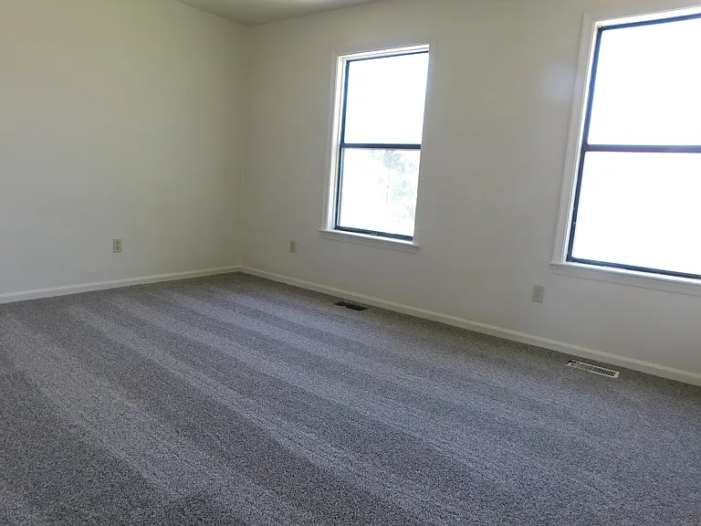 215 Greenbrier Ave — Photo 19
