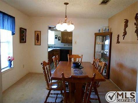 4th image of 607 Flamingo Way