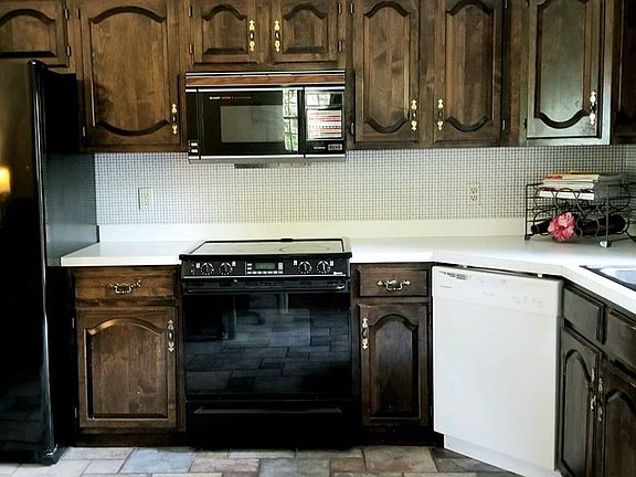 5th image of 511 Beechwood Dr