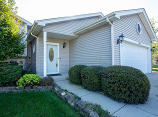 1505 9th St, Harvard, IL 60033