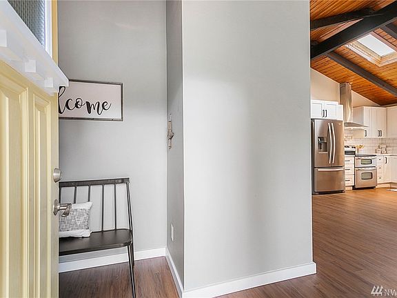 Welcome to the most beautiful home in Gold Bar. Accessible entrance with no stairs!