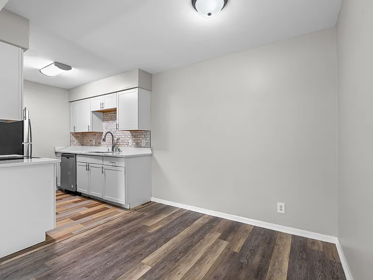 5975 Burroughs Ave #1 — Photo 7