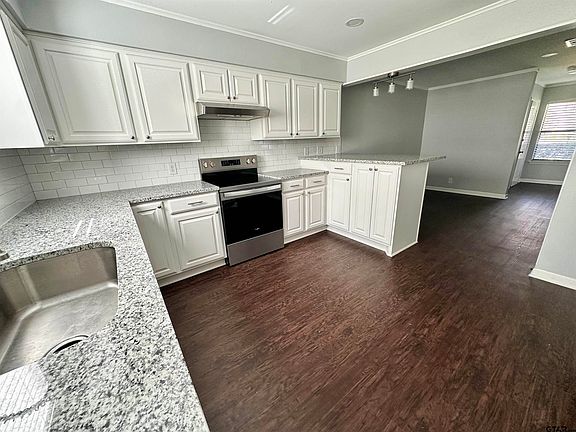 5th image of 604-606 Woodland Hills Dr
