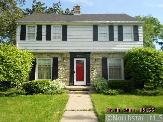 1st image of 1817 Beechwood Ave