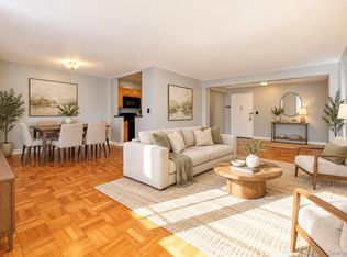 4 Sadore Ln APT 2W, Yonkers, NY 10710