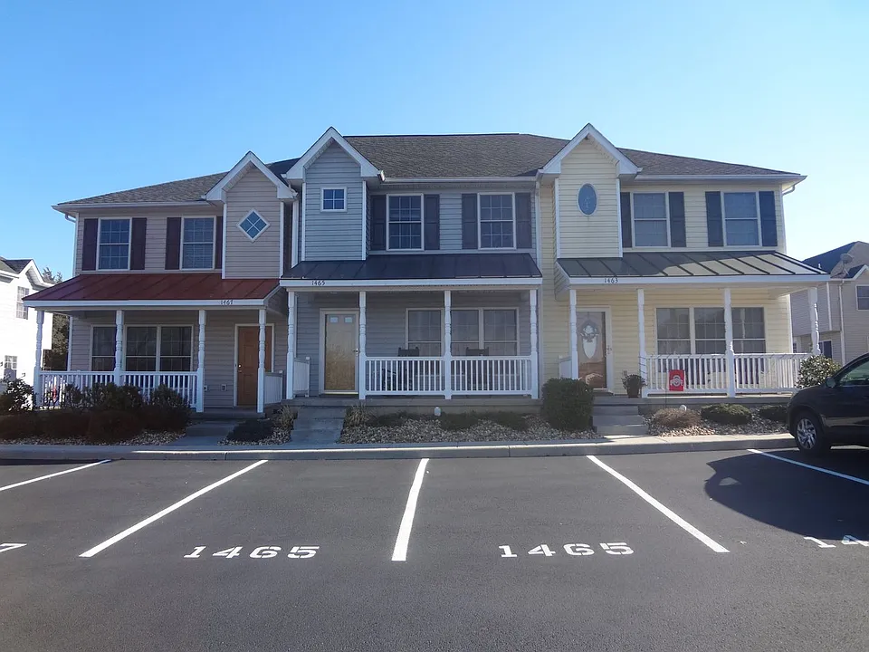 1467 Founders Way