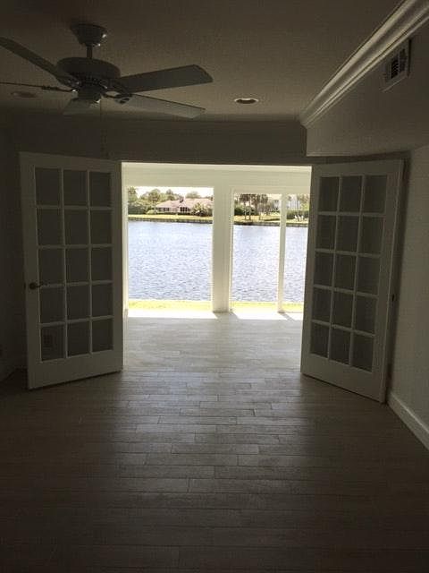 master bedroom wuth water view