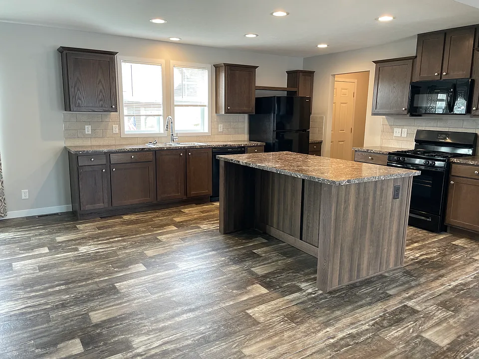 376 Laurel Oak Ln #376