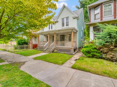 2270 Parker St, Detroit, MI, 48214