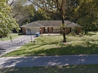 2035 E 106th St, Carmel, IN 46032
