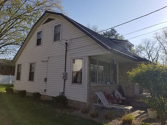 4th image of 986 North Dr