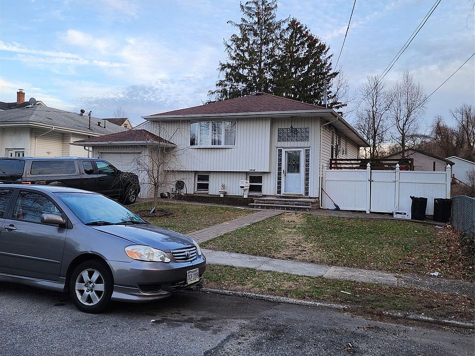 2nd image of 1656 Michalicki Place