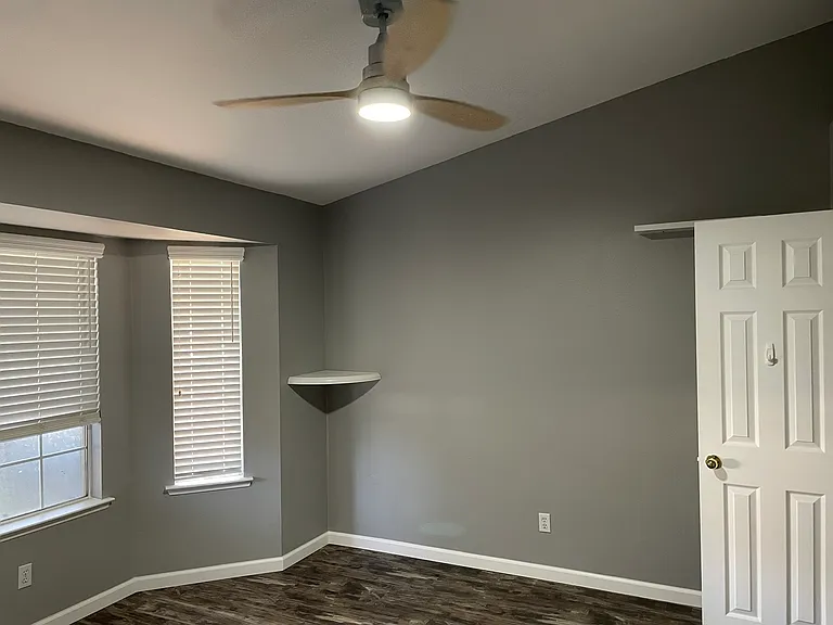 368 W Gibson Ave — Photo 6