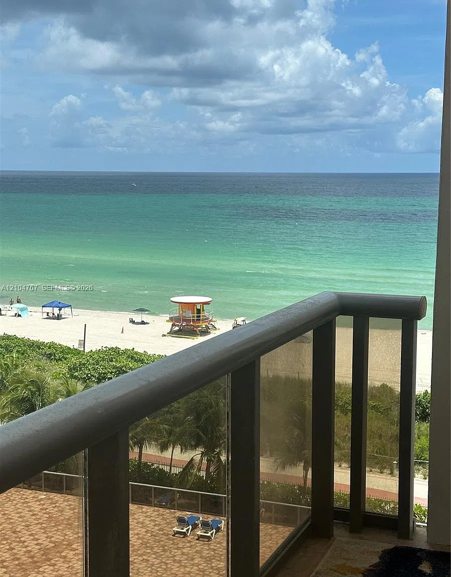 Maison Grande Condo — Photo 1